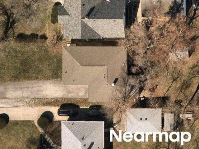 N Leland Ave