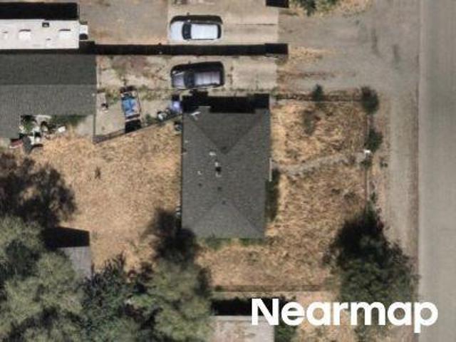 N Lily Rd