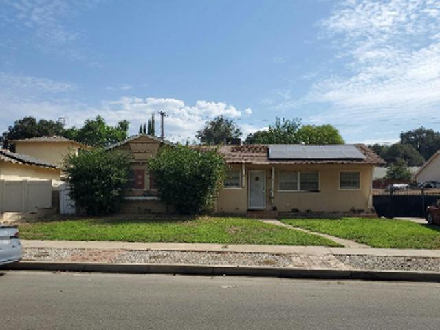 N Lincoln St