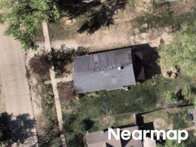 N Logan St