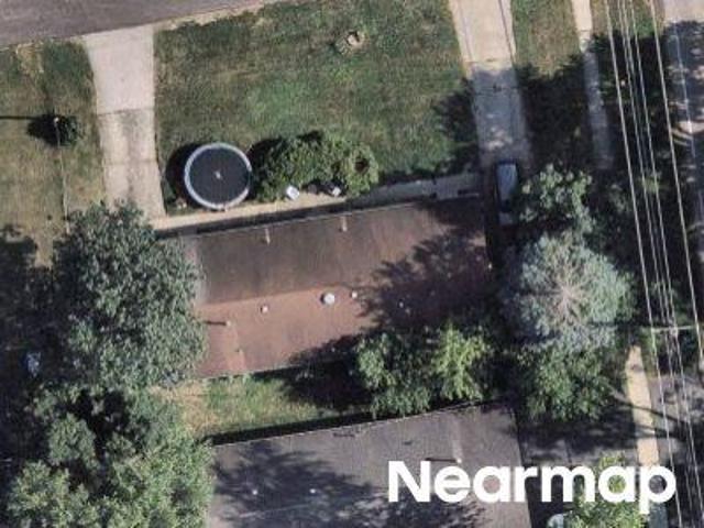 N Lord Ave