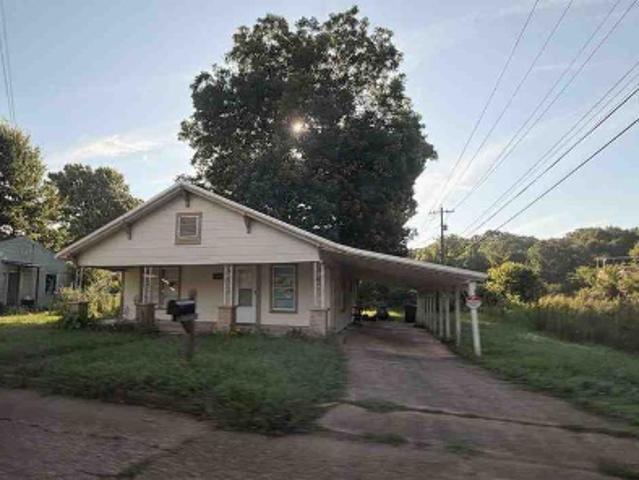N Louisville Ave