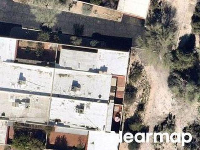 N Pueblo Villas Dr