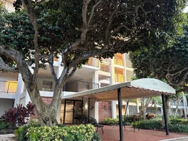 N Palm Aire Dr Apt 501