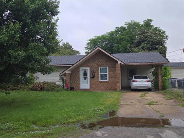 N Parkview Dr