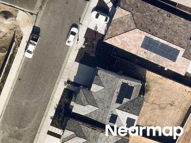 N Phoenix Ave