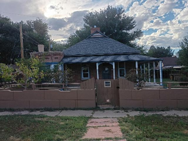 N Pikes Peak Ave
