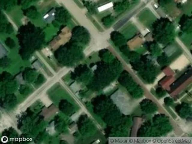 N Pine St