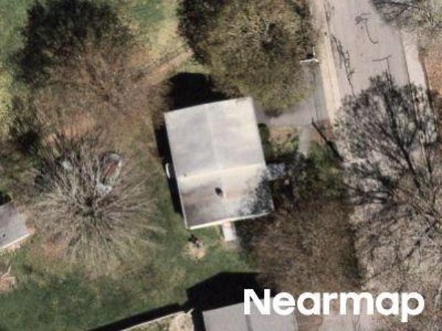 N Pleasant St