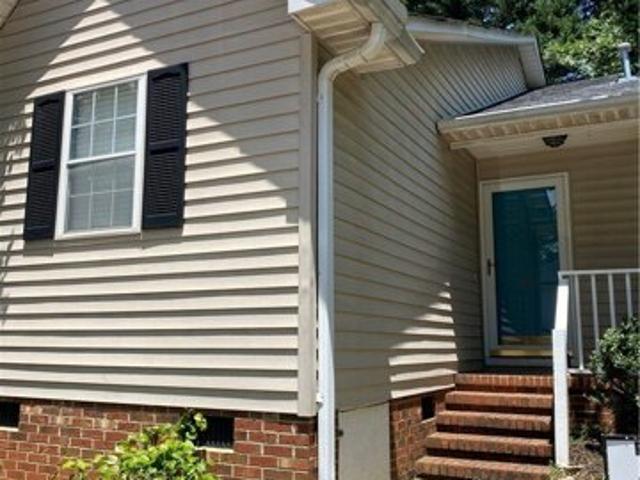 N Pointe Crk, Anderson, Home For Sale