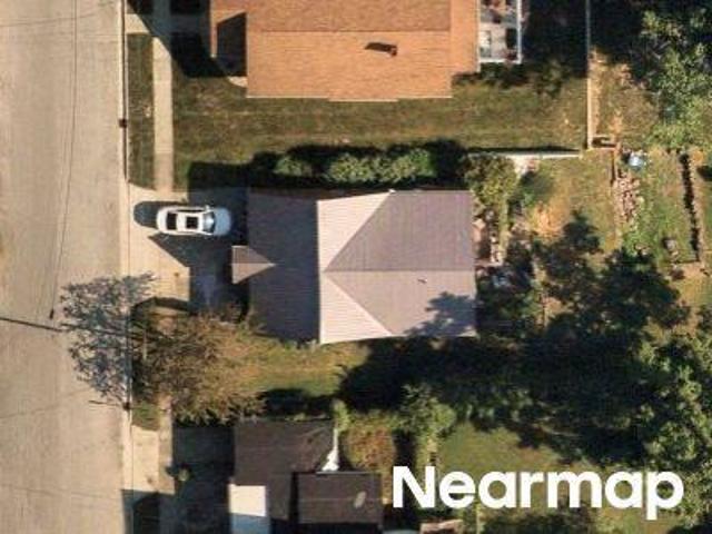 N Posey St