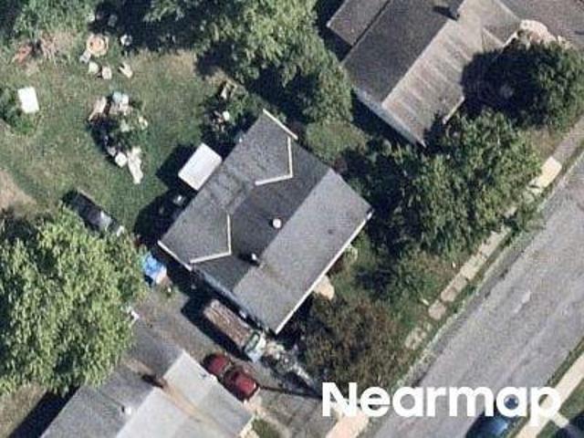 N Price St