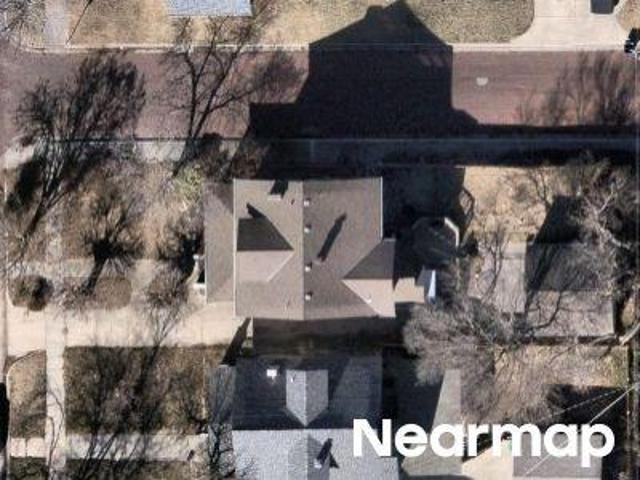 N Rutan St