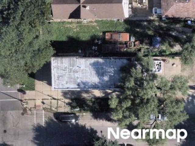 N Ridgeway Ave