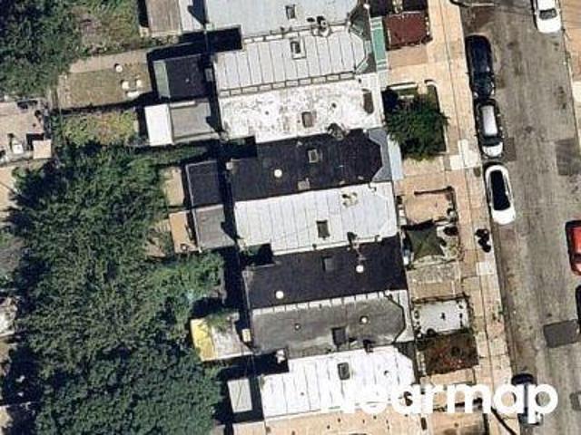 N Robinson St