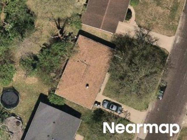 N Rosemead Dr