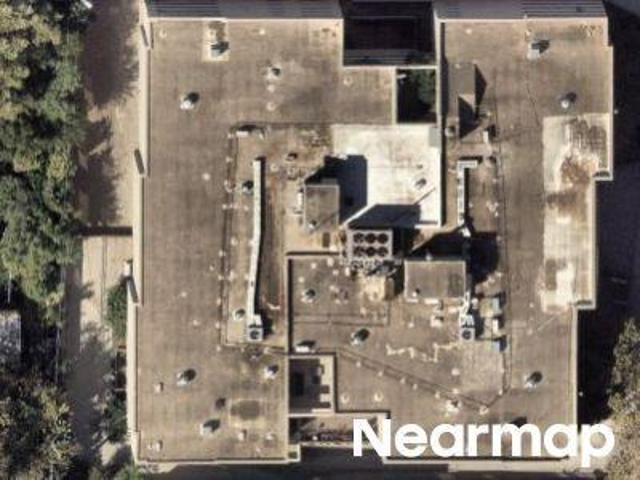 N Rossmore Ave Apt 201