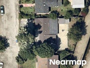 N Roxburgh Ave