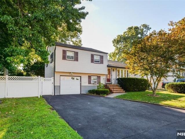 N St St, Bergenfield, Home For Sale