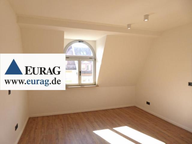 N Steinbühl: Erstbezug! Komfortable 1 Zi. Wohnung, 4.OG m.A., Einbauküche, Kühlung, Stpl