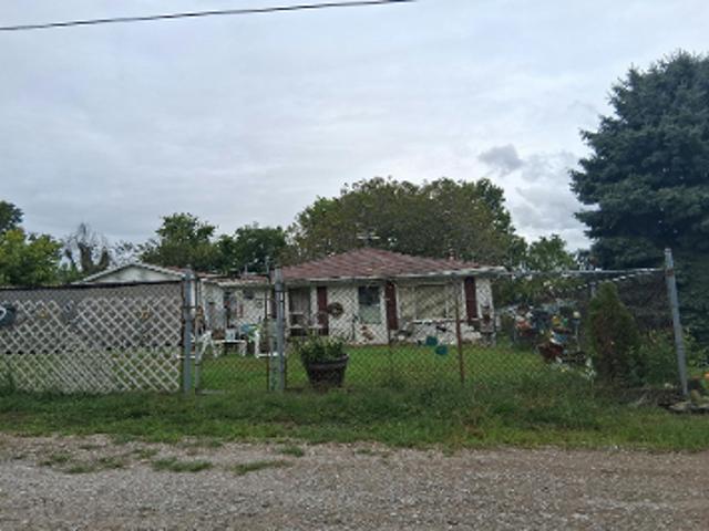 N Strause Ln