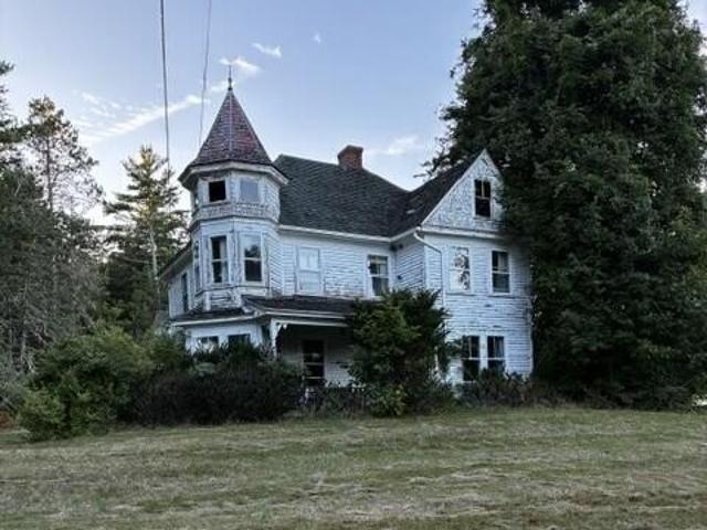 N Sedgwick Rd, Sedgwick, Home For Sale