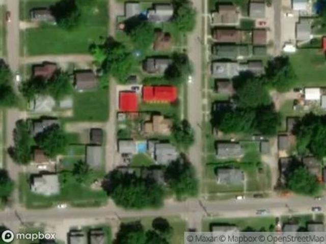 N Seffner Ave