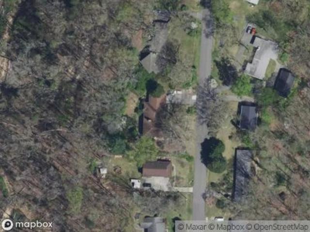 N Seneca Rd