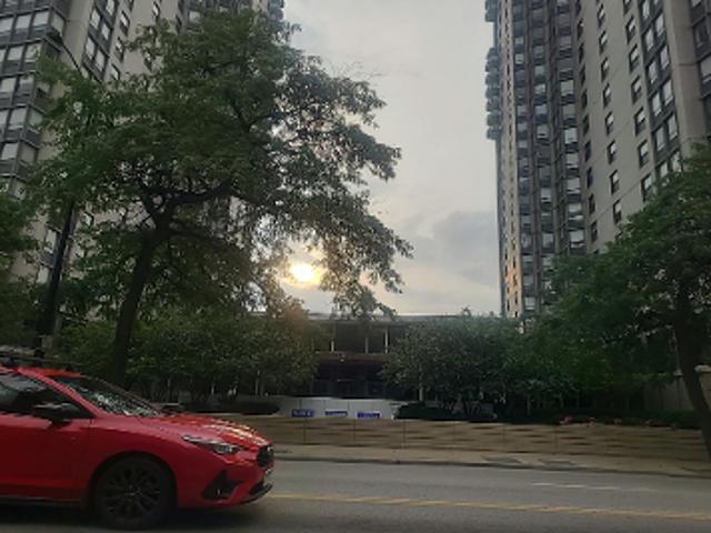 N Sheridan Rd Apt 8l