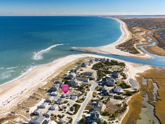 N Shore Blvd Unit H, Sandwich, Condo For Sale