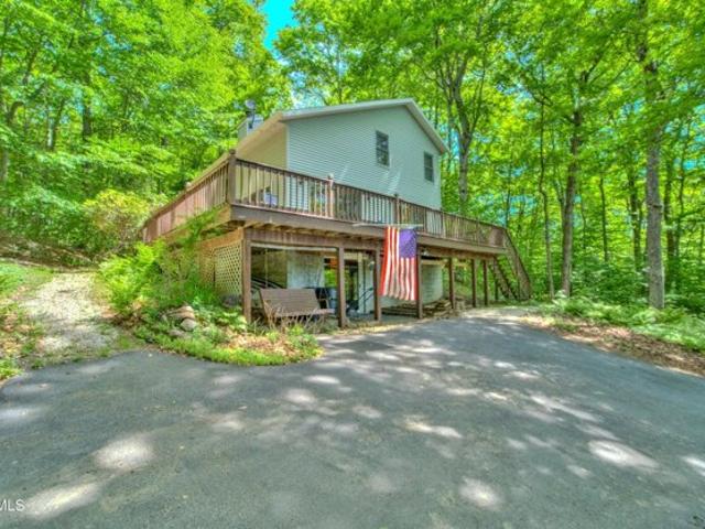 N Shore Rd Peck Lk, Gloversville, Home For Sale