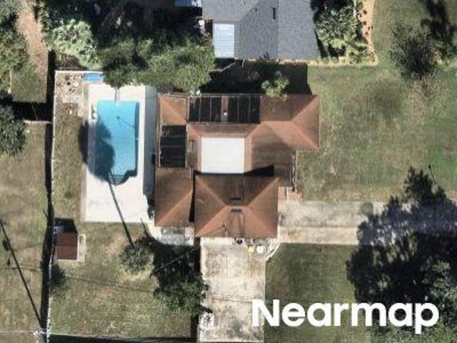 N Sinclair Ave