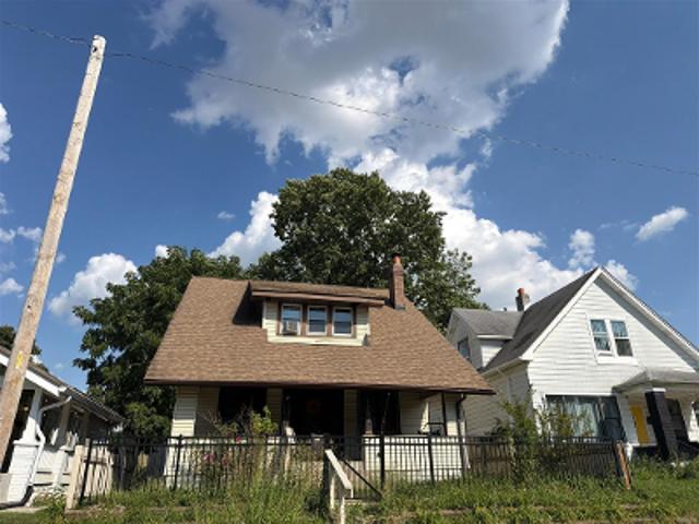 N Tuxedo St