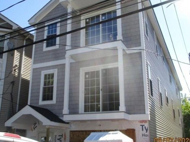 N Th St, Newark, Home For Sale