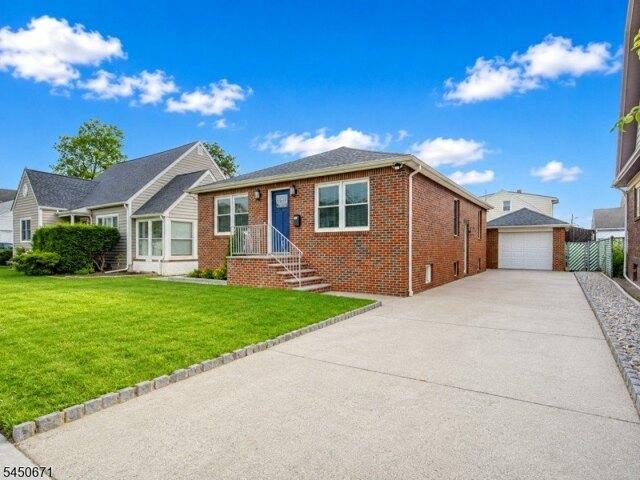 N Th St, Kenilworth, Home For Sale