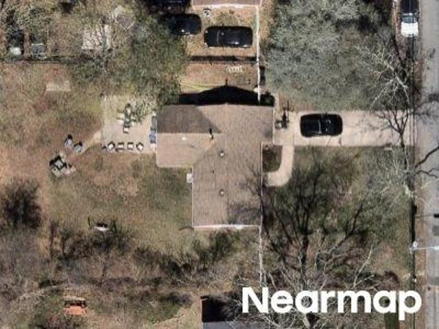 N Thompson Dr