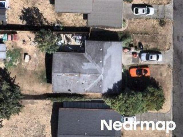 N Villard St