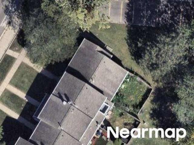 N Walnut Ln