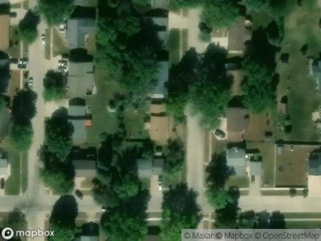 N Walnut St