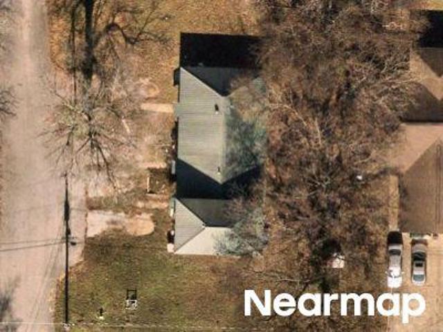 N Walnut St