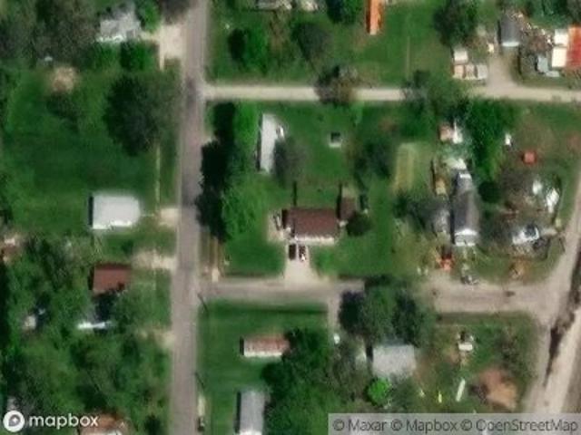 N Walnut St