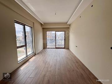 N&W'DEN İNCEK'TE BULVAR YAKINI BAĞIMSIZ MUTFAKLI LÜKS 2+1 DAİRE