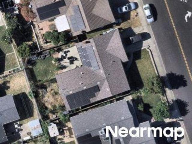 N West St