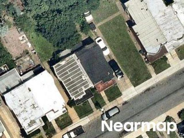 N West St