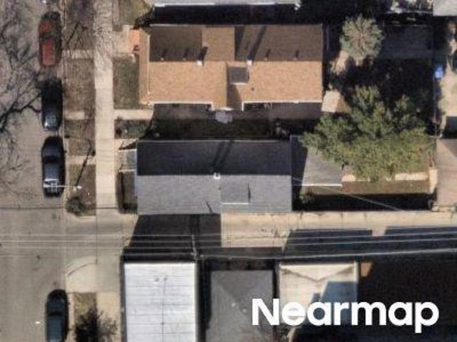 N Whipple St