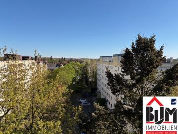 N Zabo gut geschnitten 3 Zimmer hell Südloggia Bad mit Fenster Lift
