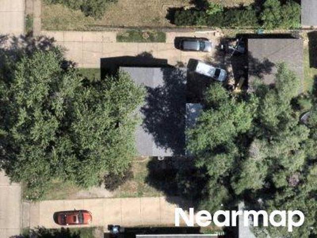 N Zenith Ave