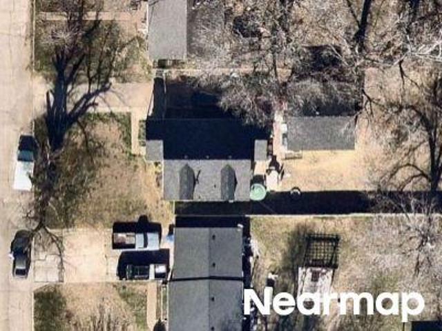 N 14th St
