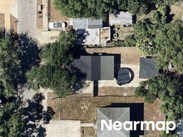 N 14th St