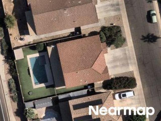 N 156th Ln